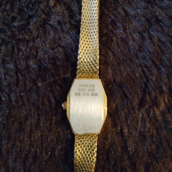 Ladies Longines watch main image 4